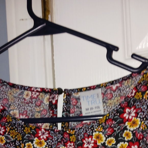 Time and Tru Top size M - Picture 2 of 5